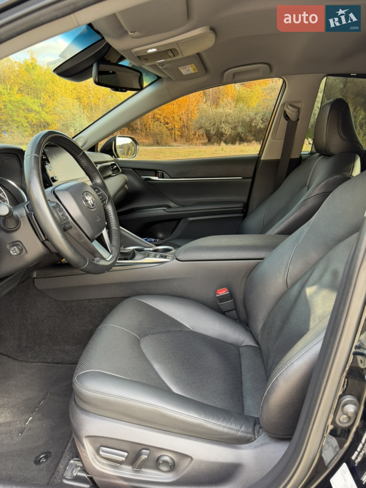2022 Toyota Camry - мініатюра 19