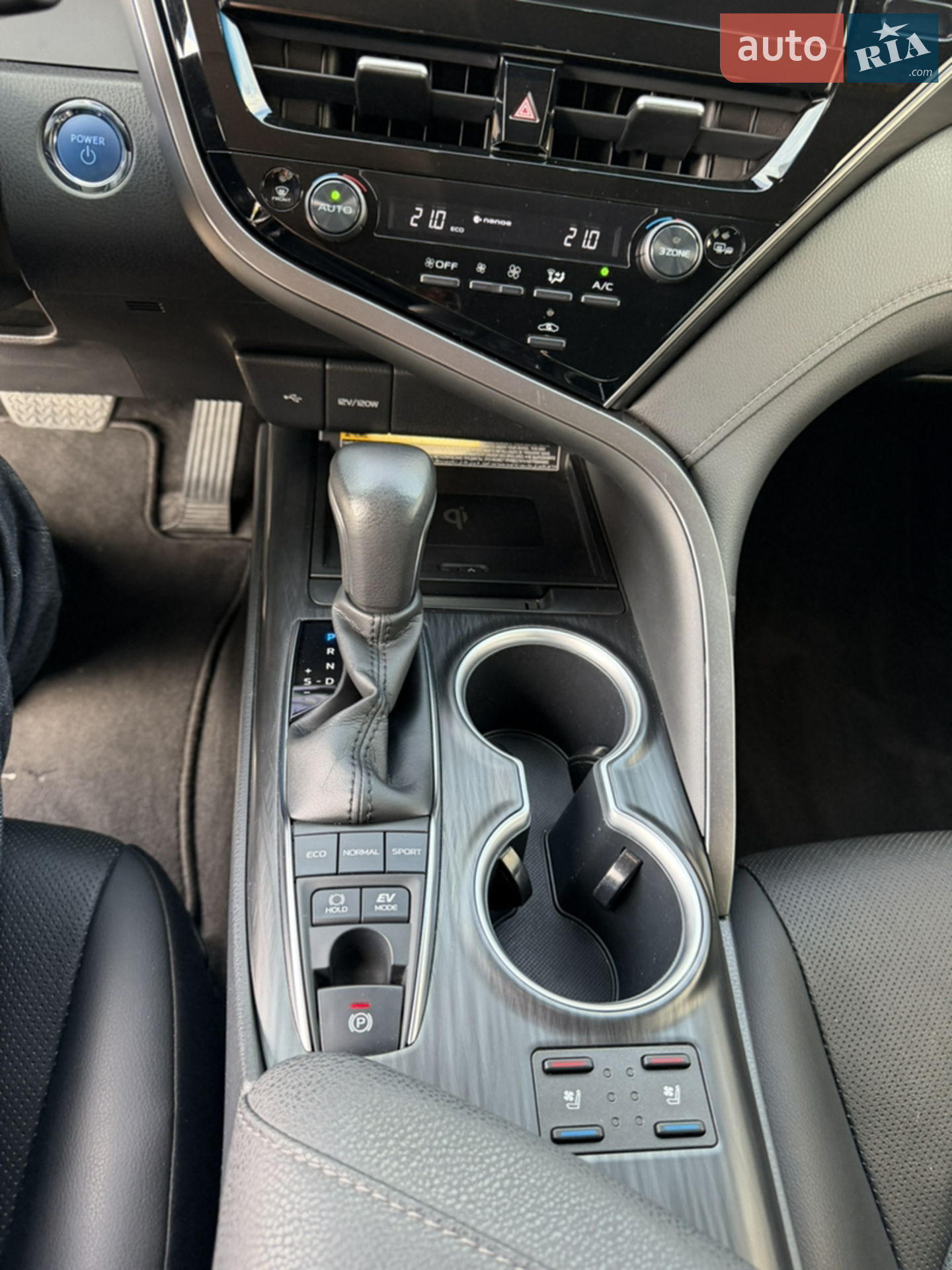 2022 Toyota Camry - мініатюра 24