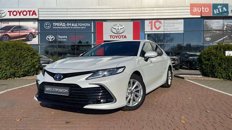 Седан Toyota Camry 2022 в Хмельницком фото Седан Toyota Camry 2022 в Хмельницком