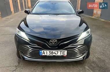 Седан Toyota Camry 2018 в 