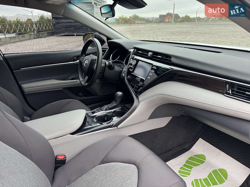 Седан Toyota Camry 2019 в Харькове фото 18 Седан Toyota Camry 2019 в Харькове