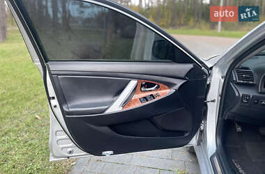 Седан Toyota Camry 2007 в  фото 10 Седан Toyota Camry 2007 в