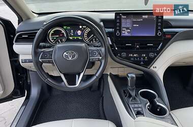 Седан Toyota Camry 2022 в 