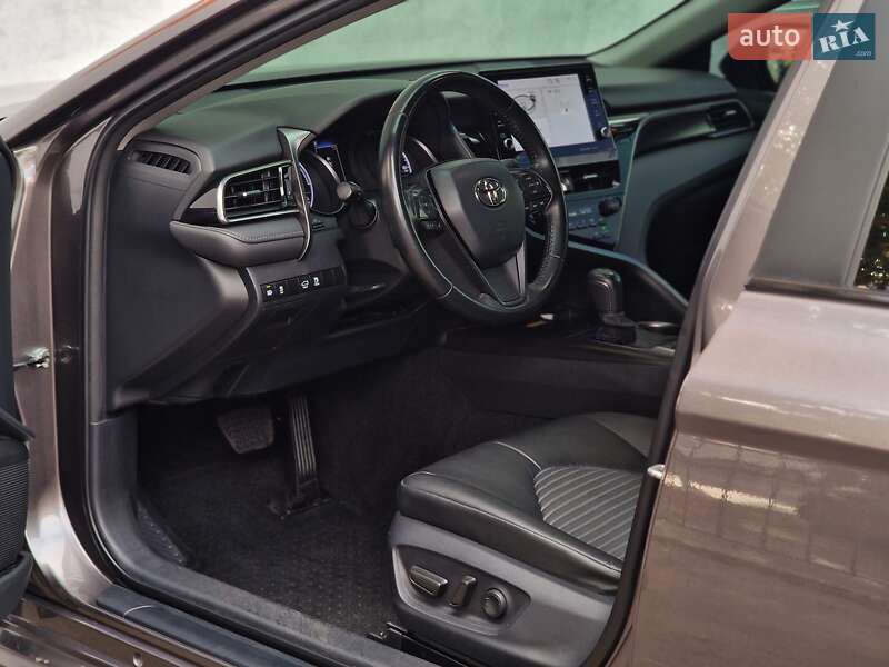 Седан Toyota Camry 2023 в Одесі фото 45 Седан Toyota Camry 2023 в Одесі