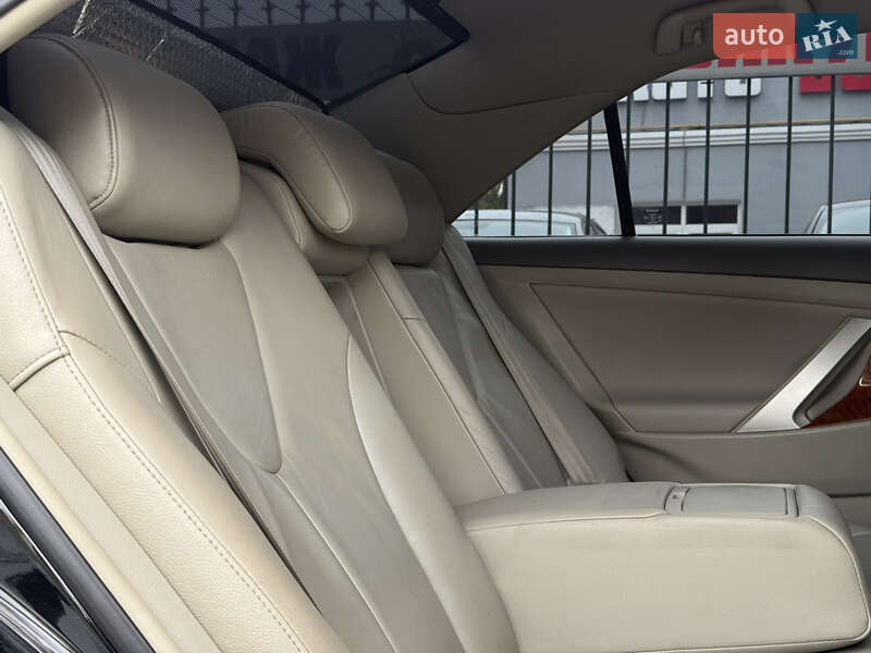 Седан Toyota Camry 2008 в Николаеве