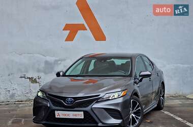 Седан Toyota Camry 2020 в 