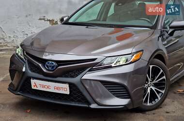 Седан Toyota Camry 2020 в 