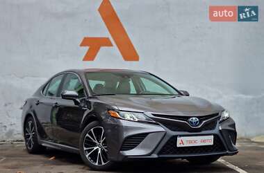 Седан Toyota Camry 2020 в 