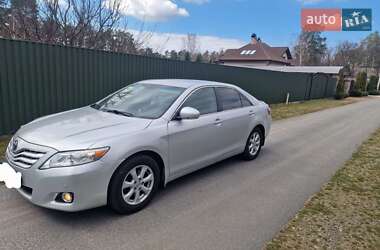 Седан Toyota Camry 2011 в Києві