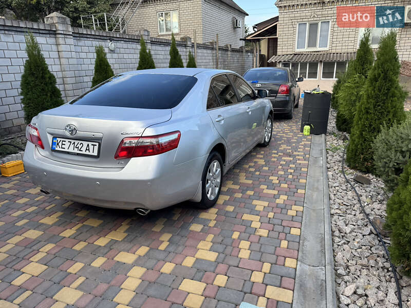 Седан Toyota Camry 2007 в Каменском