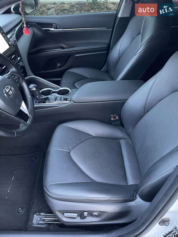 Седан Toyota Camry 2021 в Одессе фото 42 Седан Toyota Camry 2021 в Одессе