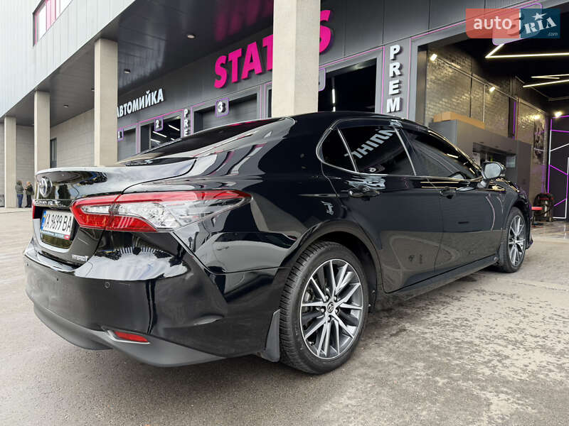 Седан Toyota Camry 2022 в Киеве фото 21 Седан Toyota Camry 2022 в Киеве