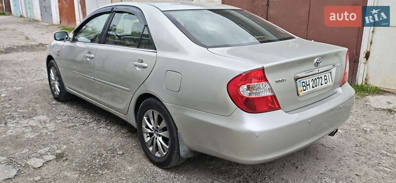 Седан Toyota Camry 2002 в Одессе