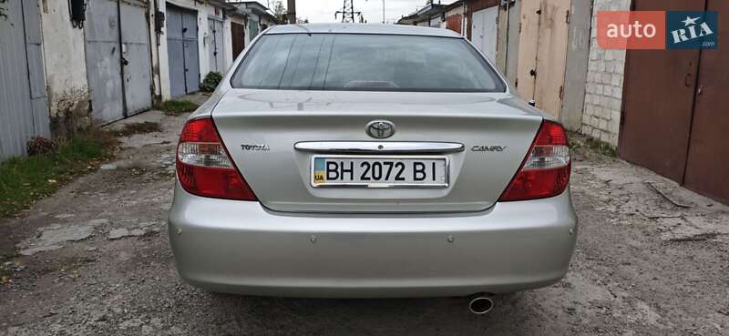 Седан Toyota Camry 2002 в Одессе