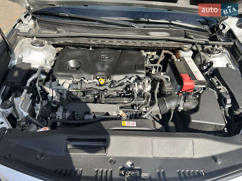 Седан Toyota Camry 2021 в Киеве фото 25 Седан Toyota Camry 2021 в Киеве