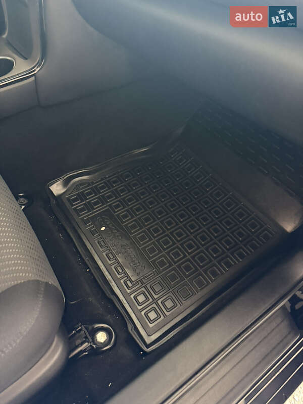 Седан Toyota Camry 2017 в Одессе фото 51 Седан Toyota Camry 2017 в Одессе