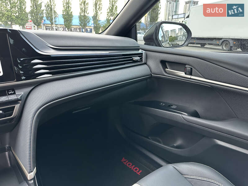 Седан Toyota Camry 2024 в Киеве фото 17 Седан Toyota Camry 2024 в Киеве
