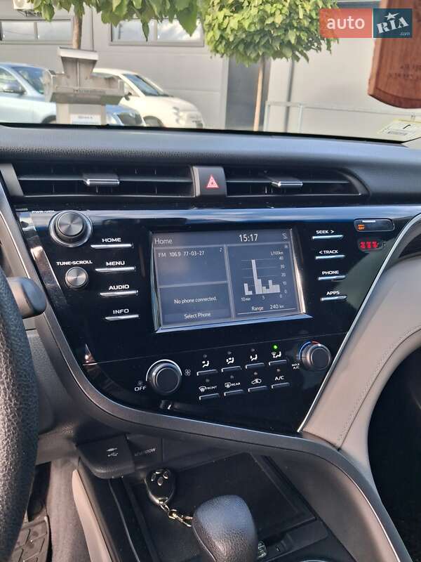 Седан Toyota Camry 2017 в Луцьку фото 3 Седан Toyota Camry 2017 в Луцьку