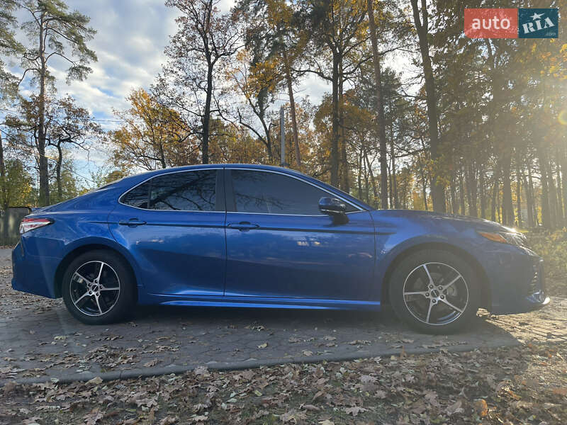 Седан Toyota Camry 2019 в Киеве фото Седан Toyota Camry 2019 в Киеве