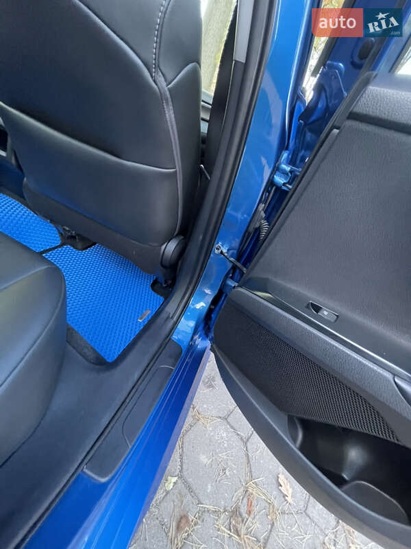 Седан Toyota Camry 2019 в Киеве фото 18 Седан Toyota Camry 2019 в Киеве