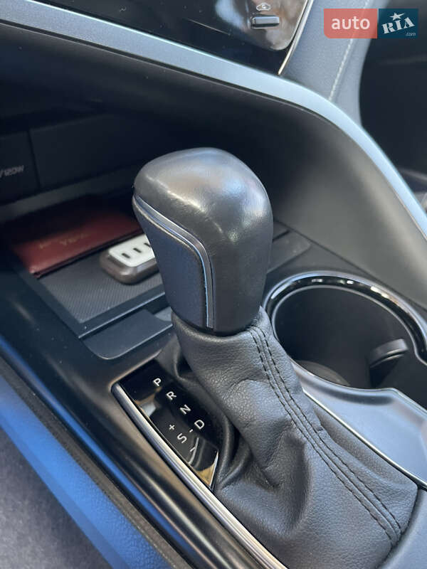 Седан Toyota Camry 2019 в Киеве фото 27 Седан Toyota Camry 2019 в Киеве