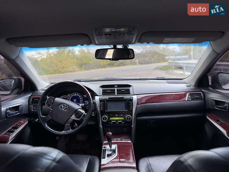 Седан Toyota Camry 2011 в Новой Одессе