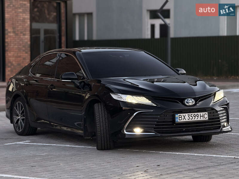 Седан Toyota Camry 2021 в Виннице фото 2 Седан Toyota Camry 2021 в Виннице