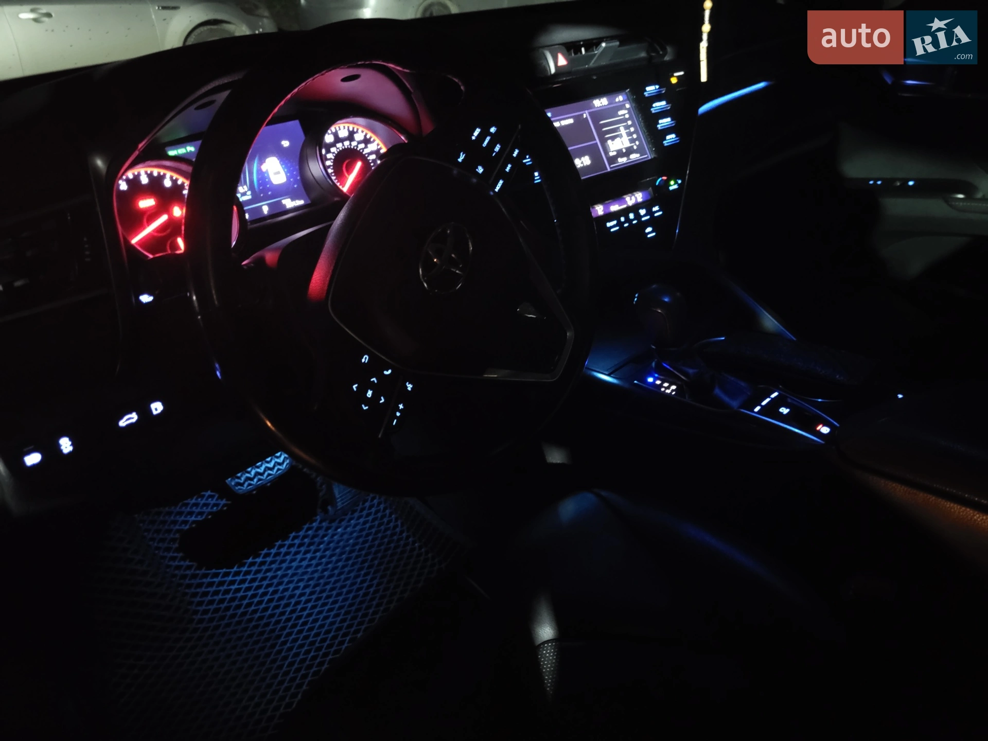 2018 Toyota Camry - мініатюра 25