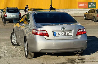 Седан Toyota Camry 2008 в Киеве