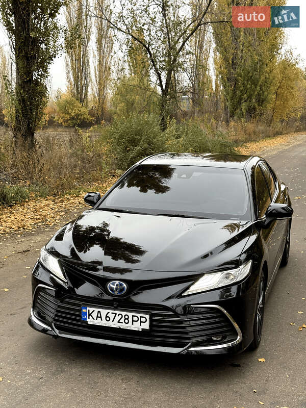 Седан Toyota Camry 2023 в Киеве фото 24 Седан Toyota Camry 2023 в Киеве