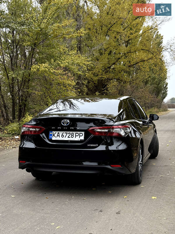 Седан Toyota Camry 2023 в Киеве фото 29 Седан Toyota Camry 2023 в Киеве