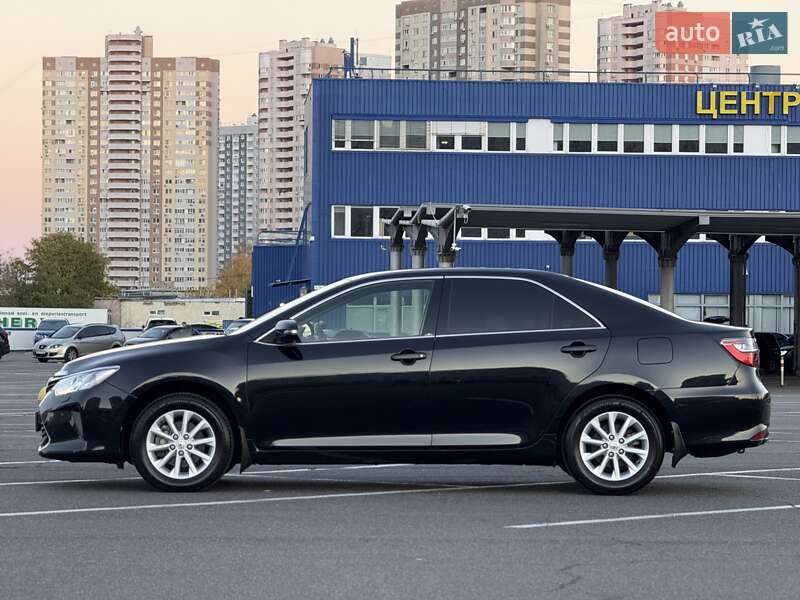 Седан Toyota Camry 2017 в Киеве фото 9 Седан Toyota Camry 2017 в Киеве