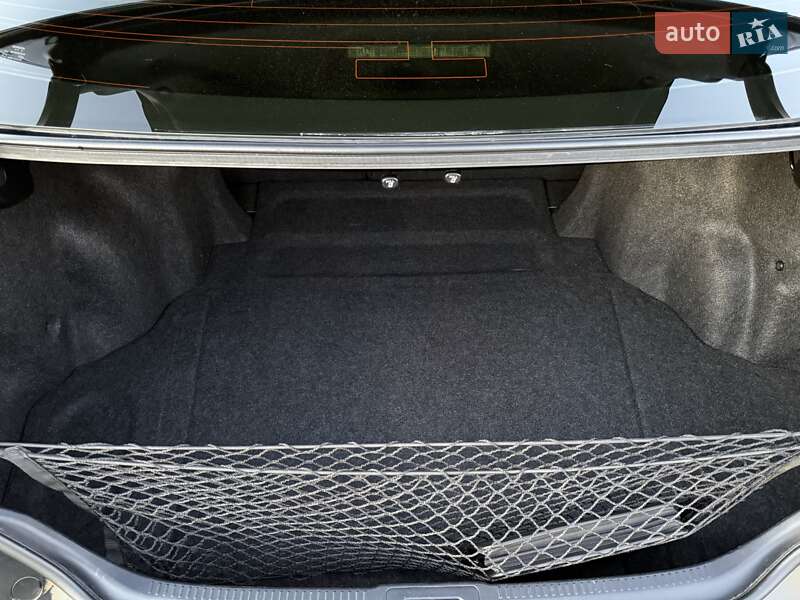 Седан Toyota Camry 2017 в Киеве фото 58 Седан Toyota Camry 2017 в Киеве