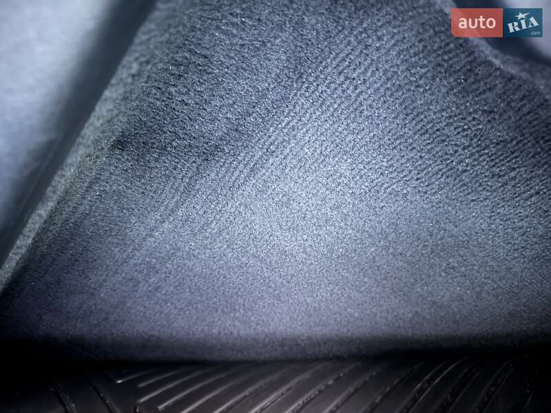 Седан Toyota Camry 2017 в Киеве фото 63 Седан Toyota Camry 2017 в Киеве