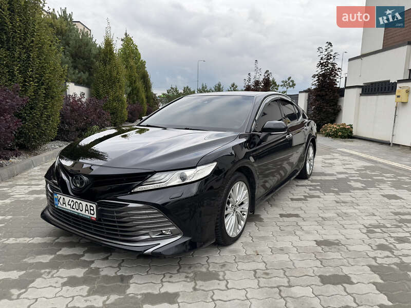 Toyota Camry 2018