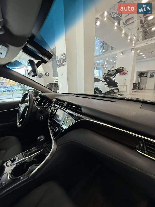 Седан Toyota Camry 2018 в Буче фото 25 Седан Toyota Camry 2018 в Буче