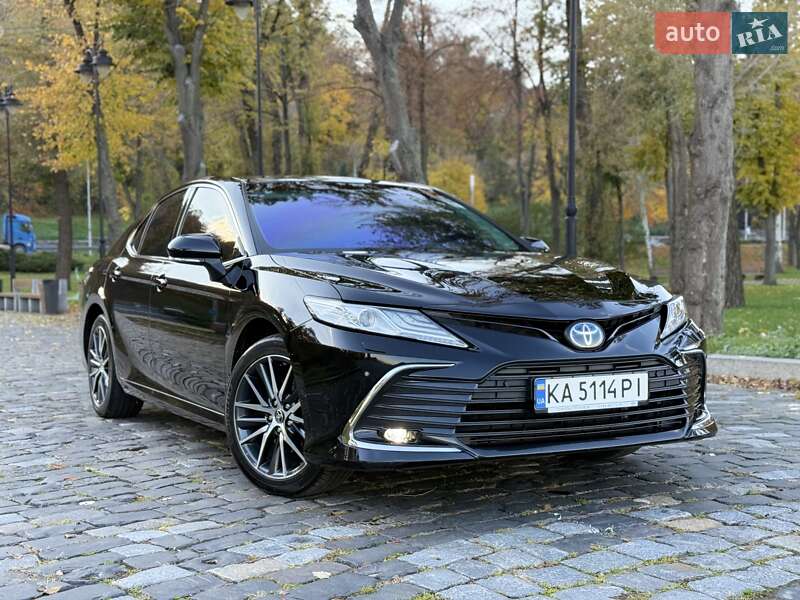 Седан Toyota Camry 2022 в Киеве фото 4 Седан Toyota Camry 2022 в Киеве