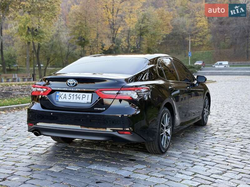 Седан Toyota Camry 2022 в Киеве фото 13 Седан Toyota Camry 2022 в Киеве