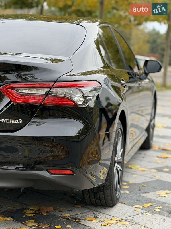 Седан Toyota Camry 2022 в Днепре фото 12 Седан Toyota Camry 2022 в Днепре