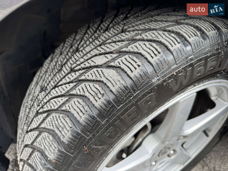 Седан Toyota Camry 2014 в Киеве