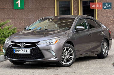 Седан Toyota Camry 2016 в Одессе