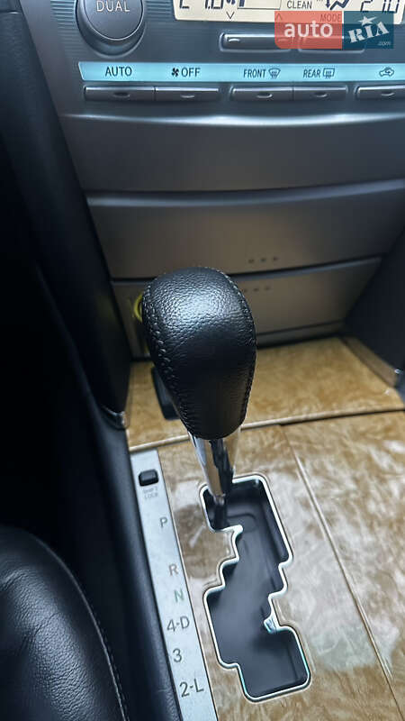 Седан Toyota Camry 2007 в Киеве