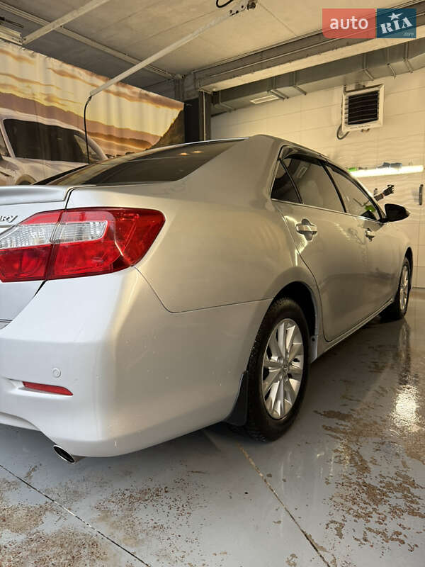 Седан Toyota Camry 2014 в Киеве фото 4 Седан Toyota Camry 2014 в Киеве