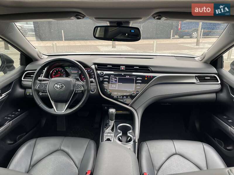 Седан Toyota Camry 2018 в Киеве фото 32 Седан Toyota Camry 2018 в Киеве