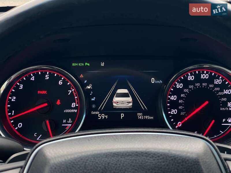 Седан Toyota Camry 2018 в Киеве фото 43 Седан Toyota Camry 2018 в Киеве