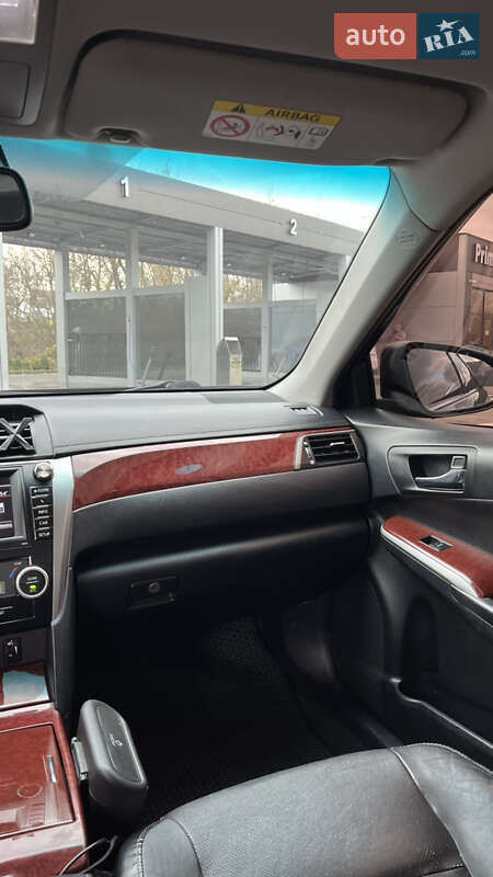 Седан Toyota Camry 2014 в Киеве