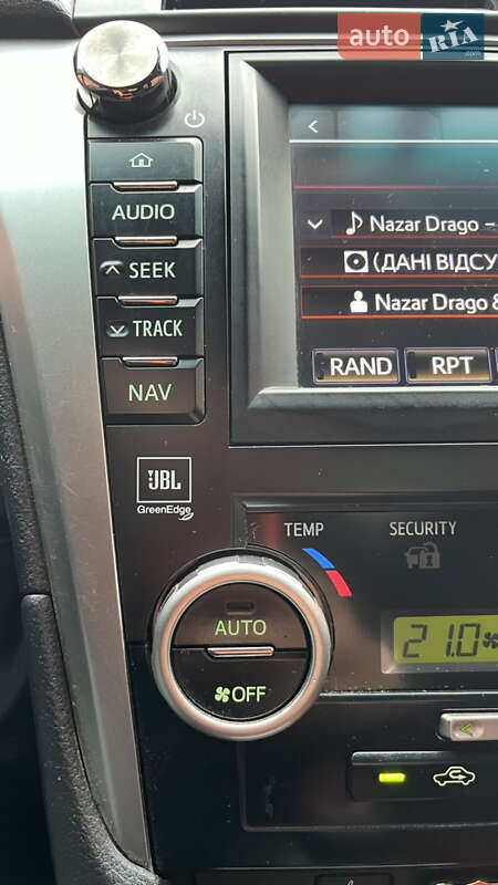 Седан Toyota Camry 2014 в Киеве