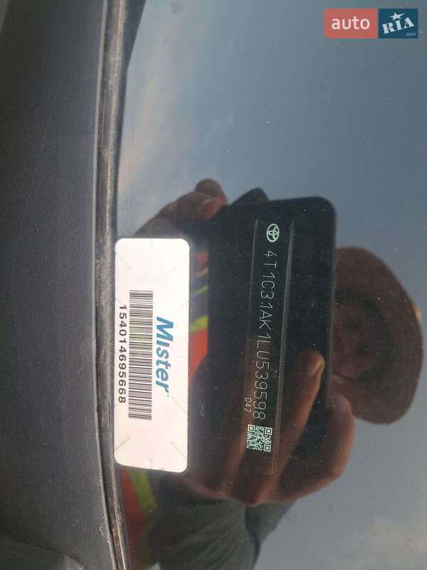 Седан Toyota Camry 2020 в Макарове