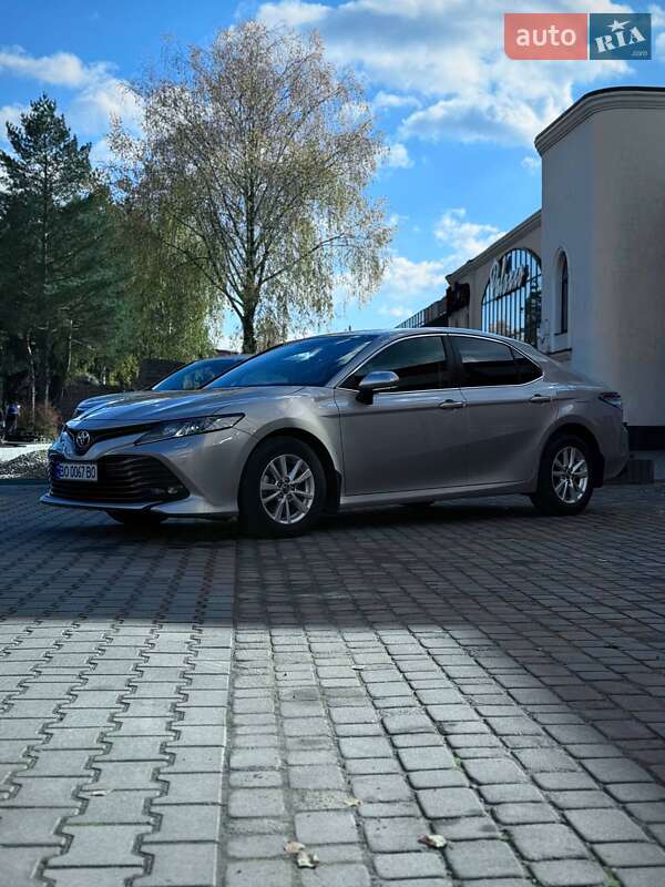 Седан Toyota Camry 2017 в Черновцах фото 4 Седан Toyota Camry 2017 в Черновцах