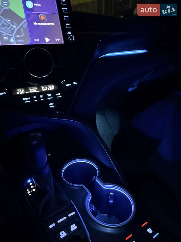 Седан Toyota Camry 2022 в Днепре